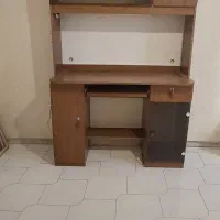 میز کامپیوتر و تحریر