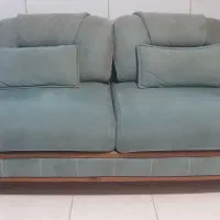 میز و صندلی و کاناپه