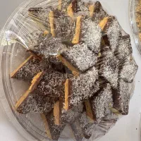 استخدام نیرو خانم برای کارگاه قنادی