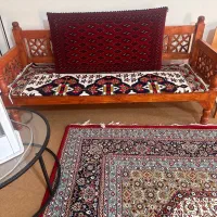 دو عدد تحت چوبی