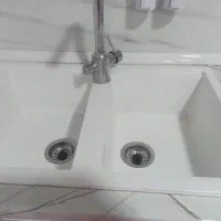 فروش سینک دوقولو سفید گرانیتی درحد نو|مصالح و تجهیزات ساختمان|شهرضا, |دیوار