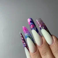 آموزش کاشت ناخن حرفه ای