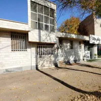 ساختمان تجاری-مسکونی کلنگی