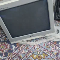 مانیتور CRT ال جی|قطعات و لوازم جانبی رایانه|اصفهان, رکن الدوله شرقی|دیوار