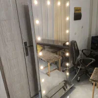 اینه قدی چراغ دار