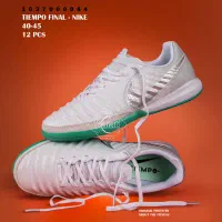 کتانی فوتسال|کیف، کفش، کمربند|ساوه, |دیوار