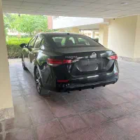 راننده با ماشین