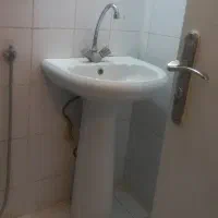 روشویی به همرا شیرآب