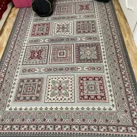 فروش مبل میز ناهارخوری و ۳ عدد فرش جلو مبلی|حراج|رشت, پیرکلاچای|دیوار