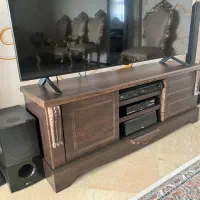 میز تلویزیون در حد نو