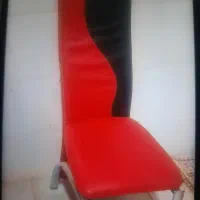 تعدادی صندلی رستورانی یکماه بیشتراستفاده نشده