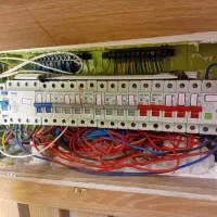 خدمات فنی و مهندسی زارع