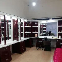 میز ارایشگاه