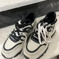 کتونی در حد نو