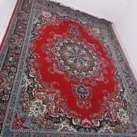 قالی قرمز