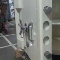 گاوصندوق طلافروشی زیرویترینی|ابزارآلات|تبریز, |دیوار