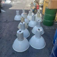 تعدادی لامپ گازی۵۰۰باترانس وکاسه درحدنو