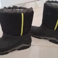 پوتین|کیف، کفش، کمربند|پاوه, |دیوار