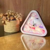 ساعت رزینی مثلثی بنفش|ساعت دیواری و تزئینی|تهران, اکباتان|دیوار