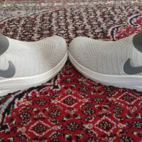 کفش مشکی جورابی ساق دار طوسی جورابی