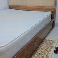 تخت خواب دو نفره همراه تشک رویال