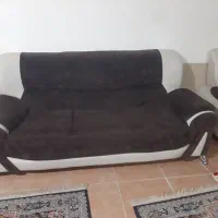مبل کرم قهوه ای