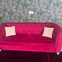 مبل راحتی و میز ناهارخوری