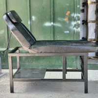 تخت مخصوص مژه حرفه ای|آرایشگاه و سالنهای زیبایی|اصفهان, ارغوانیه|دیوار