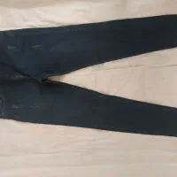 شلوار لی زنانه