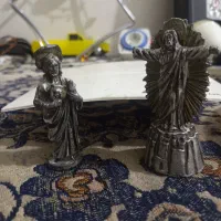 دو عدد مجسمه سربی مسیح ومریم|کلکسیون اشیاء عتیقه|تهران, بریانک|دیوار