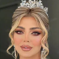 مدل میکاپ و رنگ مو با هزینه مواد میپذیرم