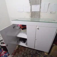 ویترین نیمه ام دی اف و شیشه ای