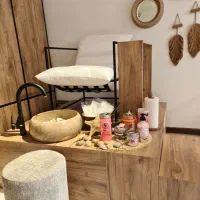 اجاره لاین در سالن تخصصیه ناخن (مندی نیل)