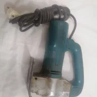 آره چکشی و صفحه پوست سه کاره