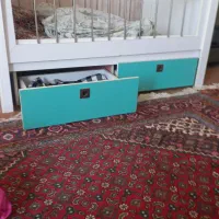 تخت خواب کودک که همزمان به گهواره نیز تغییر میکند|تخت و صندلی بچه|اردبیل, |دیوار