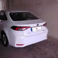 تویوتا کرولا ۱۸۰۰هیبرید