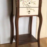 میز کنارسالنی