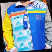 کاپشن آدیداس. اورگینال ژاپن.