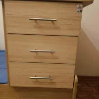 تخت خواب نوزاد و نوجوان نی نی سالن به همراه دراور