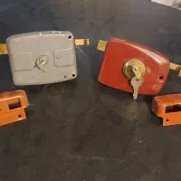 ۲ عدد قفل حیاطی