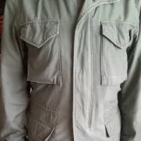 اورکت اصل آمریکایی