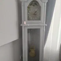 ساعت ایستاده تمیز بدون خش