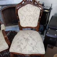 مبل ۹نفره ناهارخوری ۴نفره چوب گردو سالم|مبلمان خانگی و میز عسلی|اصفهان, جنیران (لادان)|دیوار