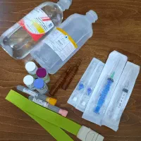 تزریقات و وصل سرم درمنزل