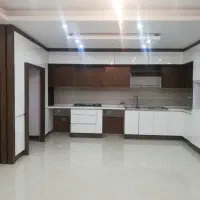 آپارتمان-ردیف-اول-شمالی-پنجره-سرتاسر