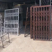 درب اکاردئونی حفاظ