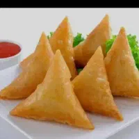 سمبوسه پیتزایی ده تومن|خوردنی و آشامیدنی|قم, شهرک مهدیه|دیوار
