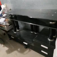 میز تلوزیون شیشه ای