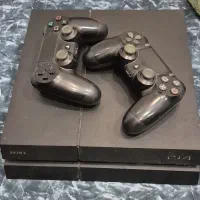 ps4 فت همراه با دو دسته اورجینال سالم
