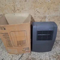 کولر قدیمی گازی فرانسه‌ای آکبند با کارتن و کاتالوگ